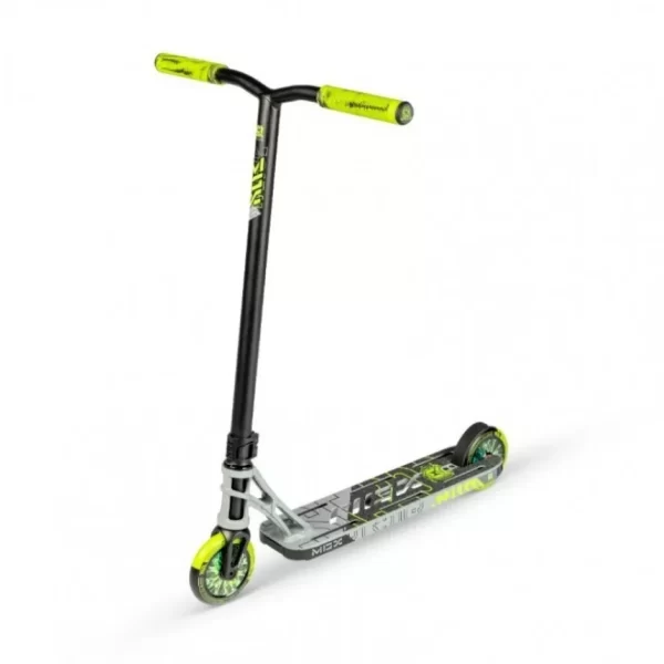 Madd Gear MGX P1 Scooter Grey/Green