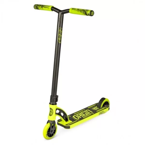 Madd Gear MGO Shredder Complete Scooter Black/Blue